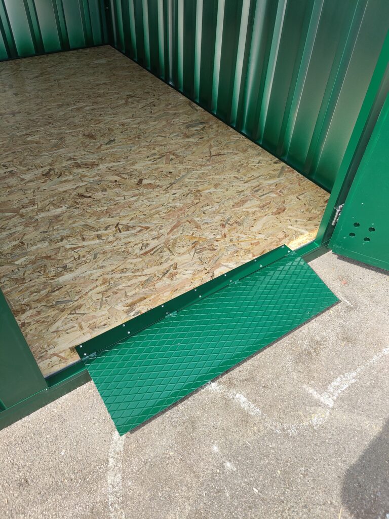 Folding Ramp for flat pack container XPandaStore